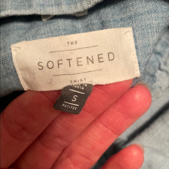 LOFT softened denim top - Picture 5 of 9